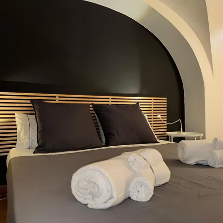 Appartement Monahouse - Elegance And Comfort On Via Etnea In The Heart Of - Sicily