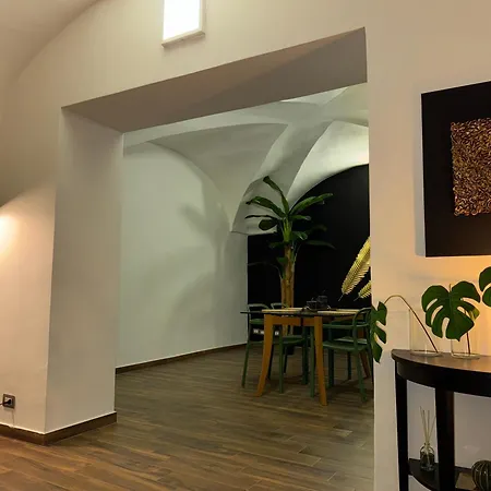 Monahouse - Elegance And Comfort On Via Etnea In The Heart Of - Sicily * Catane