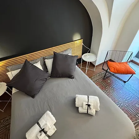 Appartement Monahouse - Elegance And Comfort On Via Etnea In The Heart Of - Sicily *