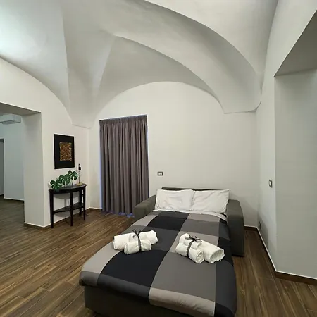 Appartement Monahouse - Elegance And Comfort On Via Etnea In The Heart Of - Sicily